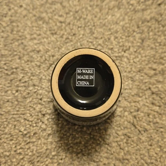 Tha Big Bang Bang This Shot Glass In Black and White - Picture 3 of 4